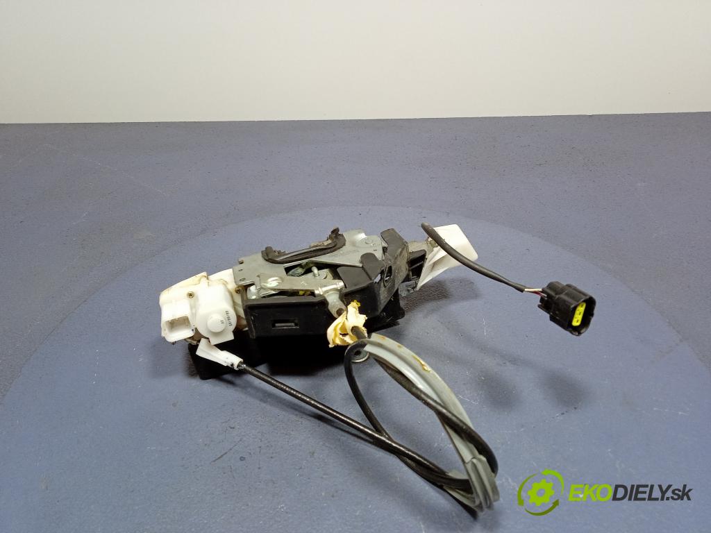 Vw Fox 2005 zámek dveře před Levý: 5Z3837013C