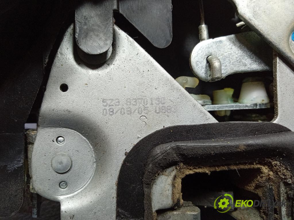 Vw Fox 2005 zámek dveře před Levý: 5Z3837013C