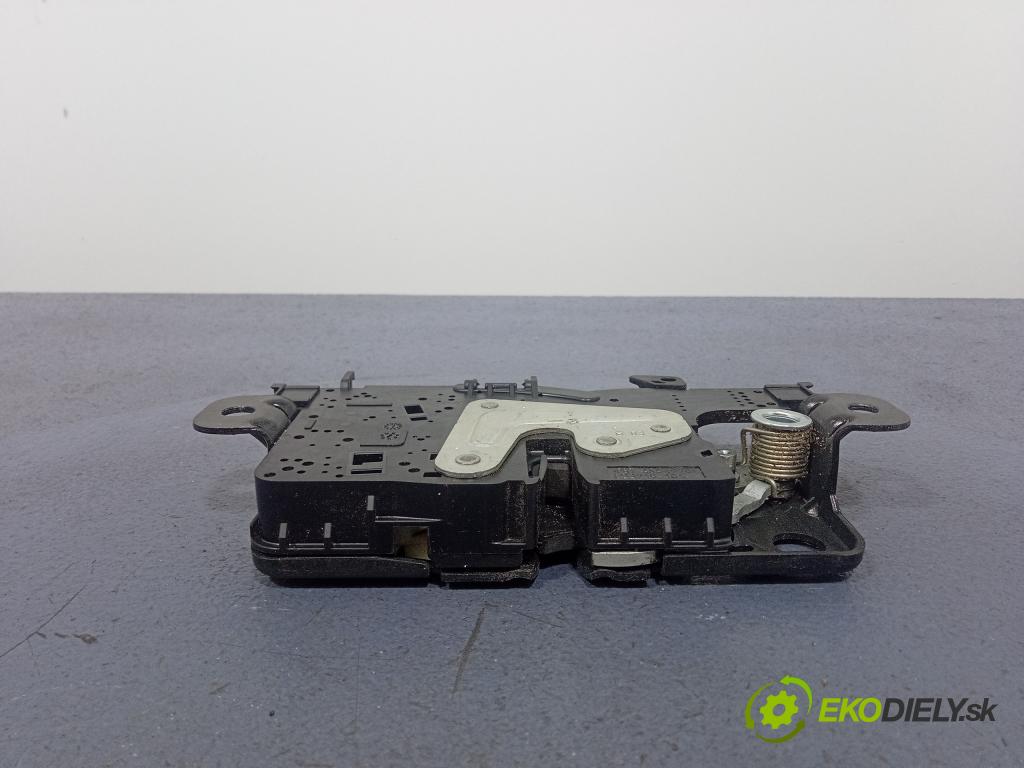 Bmw Seria 7 2016 zámek Klapky: kufr 7441014