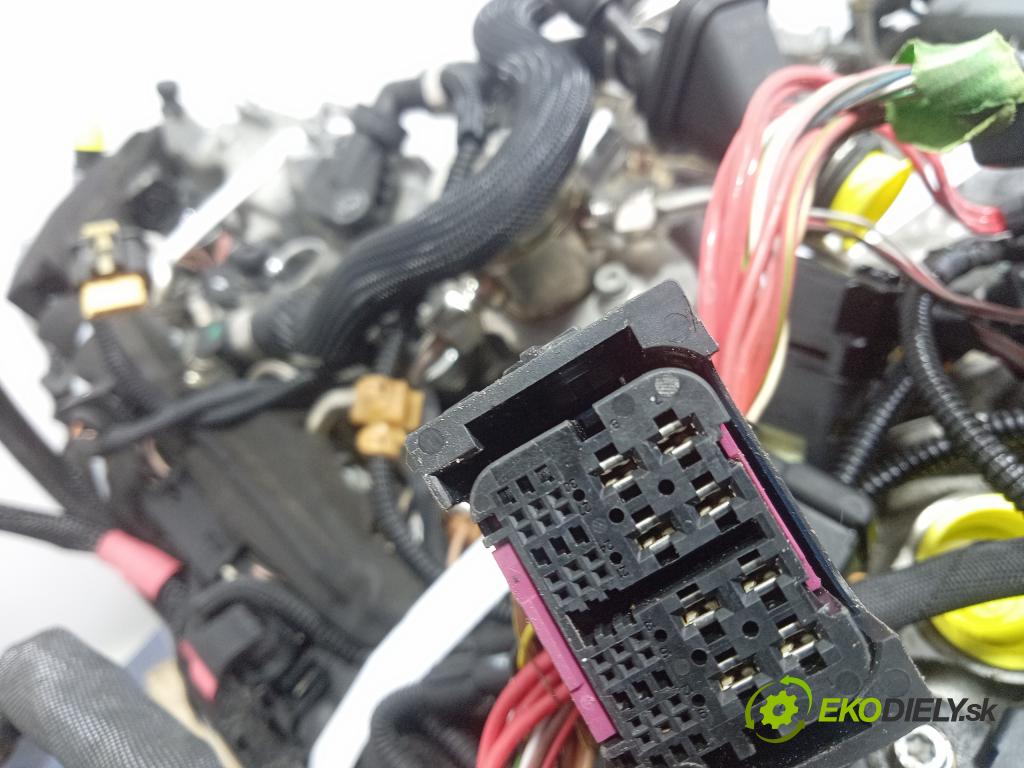 Bmw Seria 7 2016 motor Benzín: N63B44C