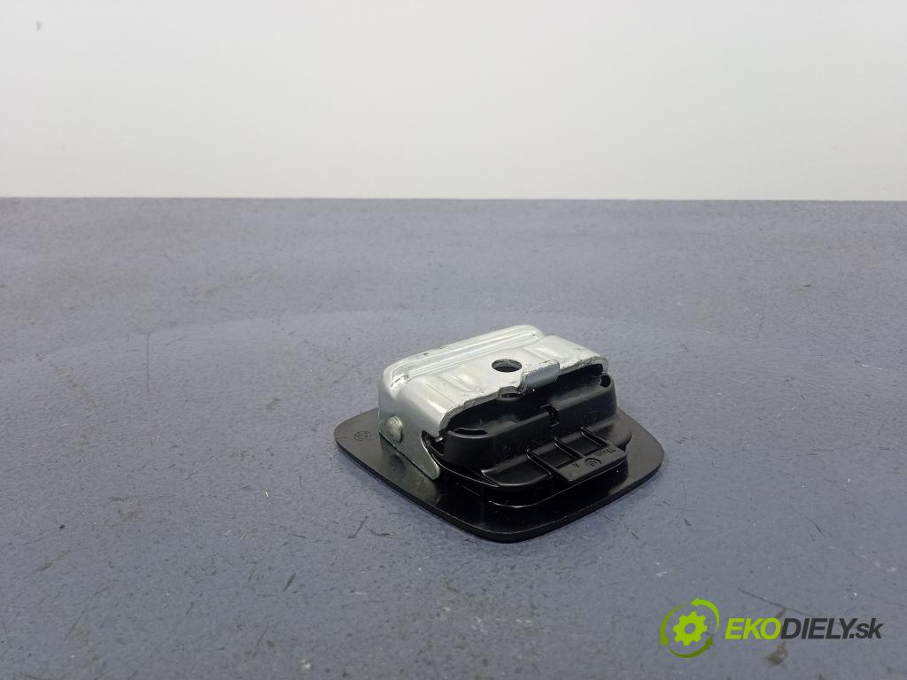 Bmw Seria 7 2016 lišta kufr 7348517