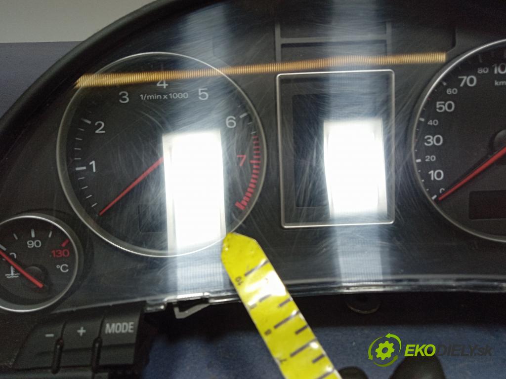 Audi A4 2001 prístrojovka/ budíky 8E0920900H