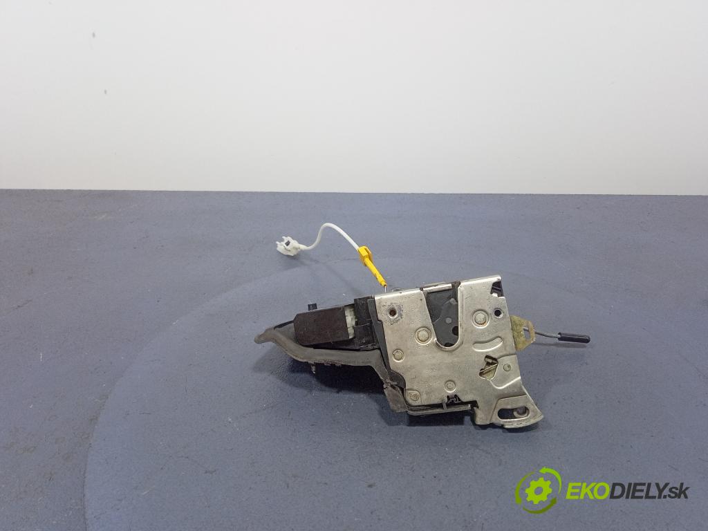 Bmw Seria 5 2001 zámek dveře před Levý: 8352165