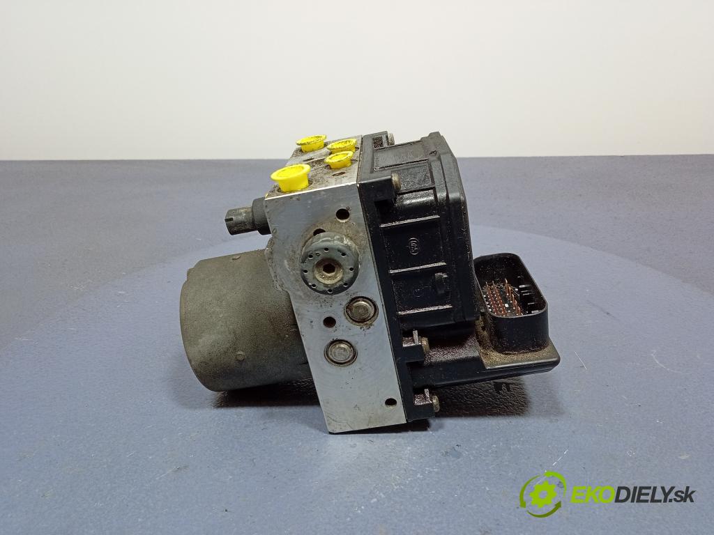 Audi A4 2001 čerpadlo ABS x 8E0614517