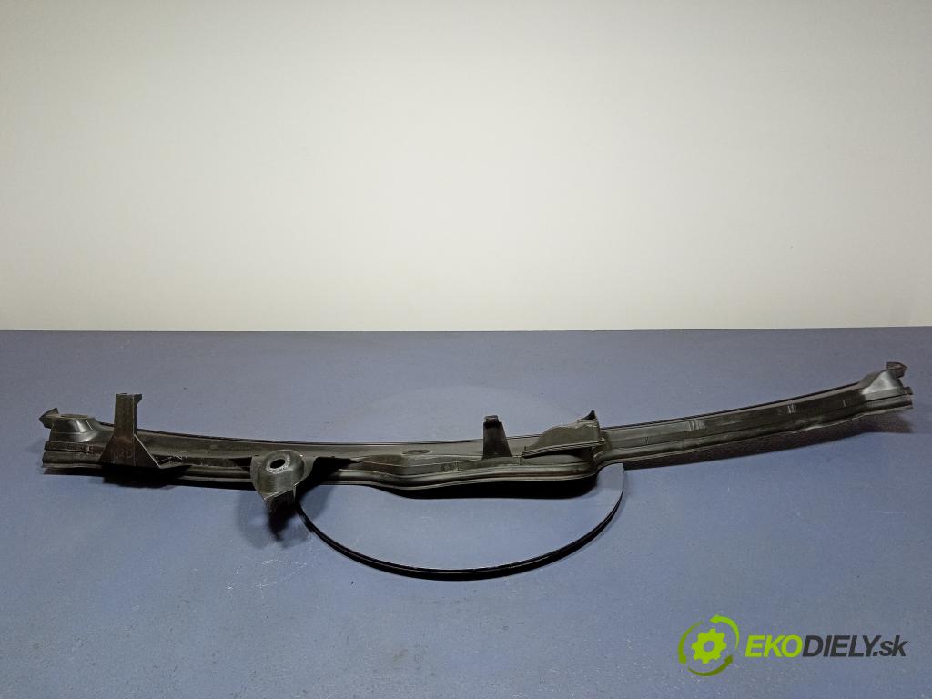 Mercedes S-klasa 2006 torpédo A2218300028