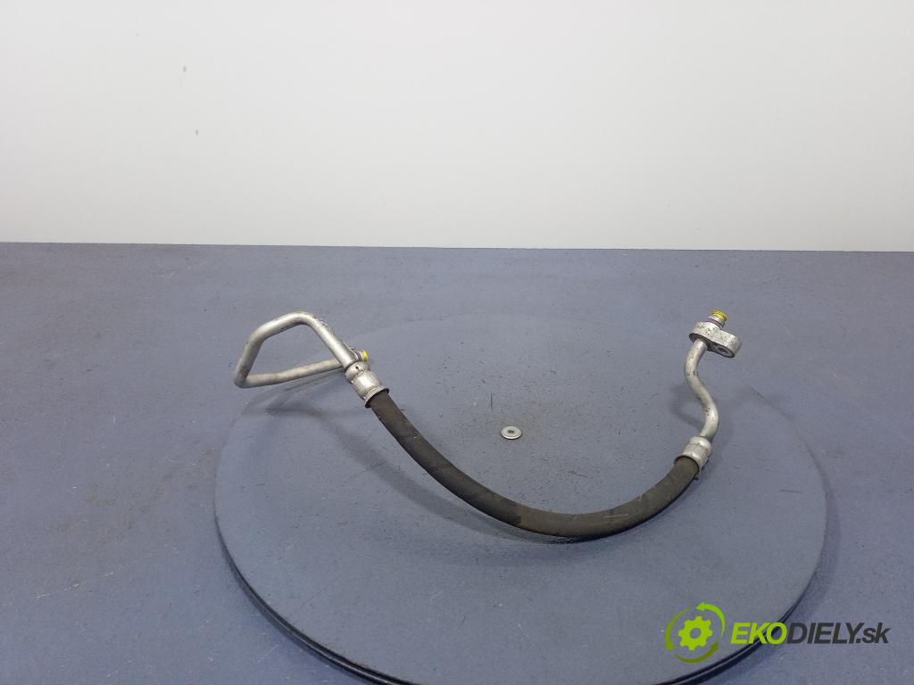 Vw Passat 2016 trubka Klimatizace: 3Q0816721A