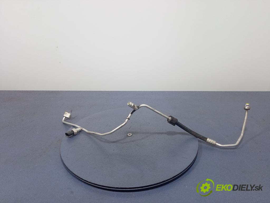 Vw Passat 2016 trubka Klimatizace: 3Q0820741G