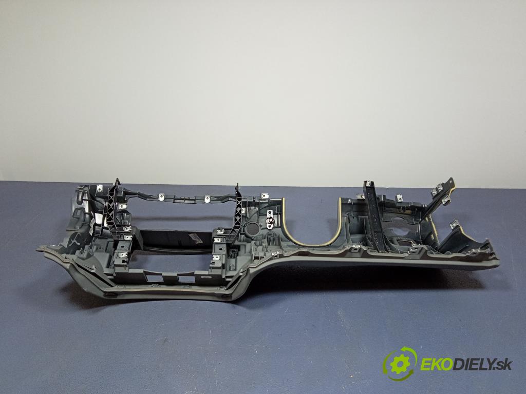 Mercedes S-klasa 2006 kokpit,pristrojová doska A2216800687