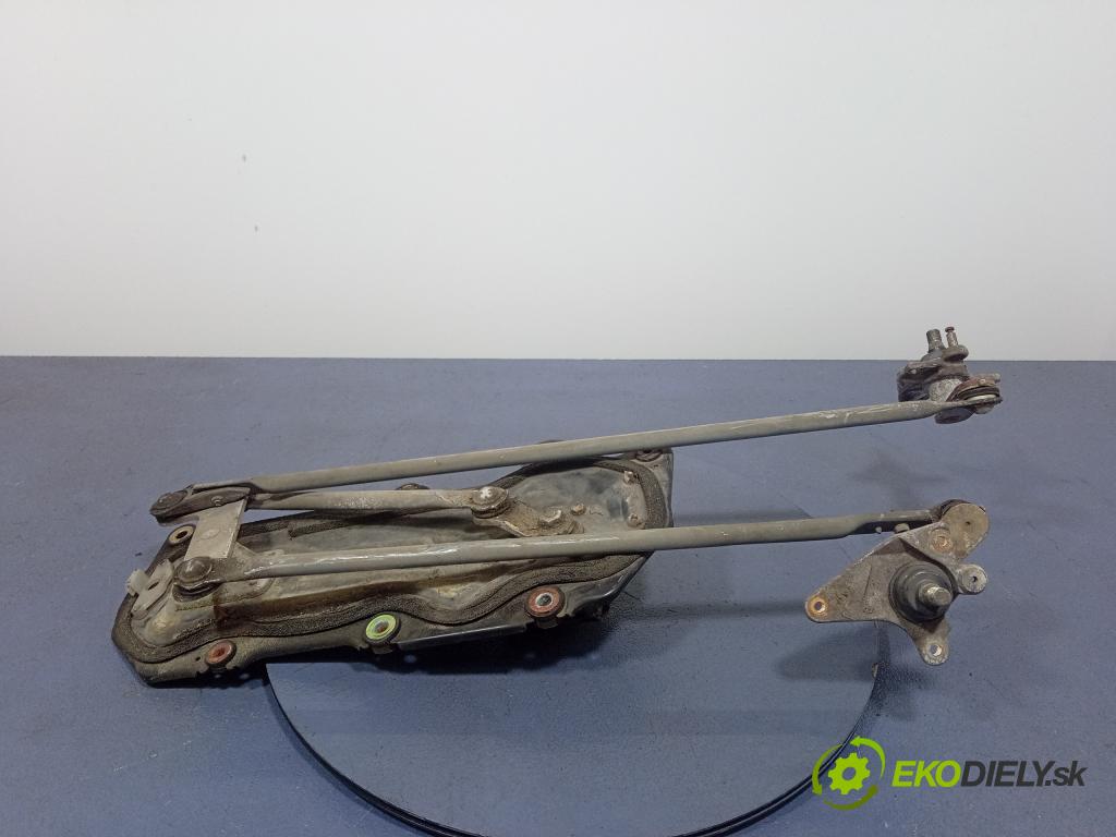 Honda Shuttle 1999 mechanismus motorek Stěrače: před 01