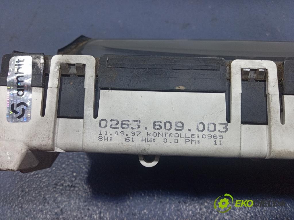 Vw Transporter 1997 prístrojovka/ budíky 7D0919850L