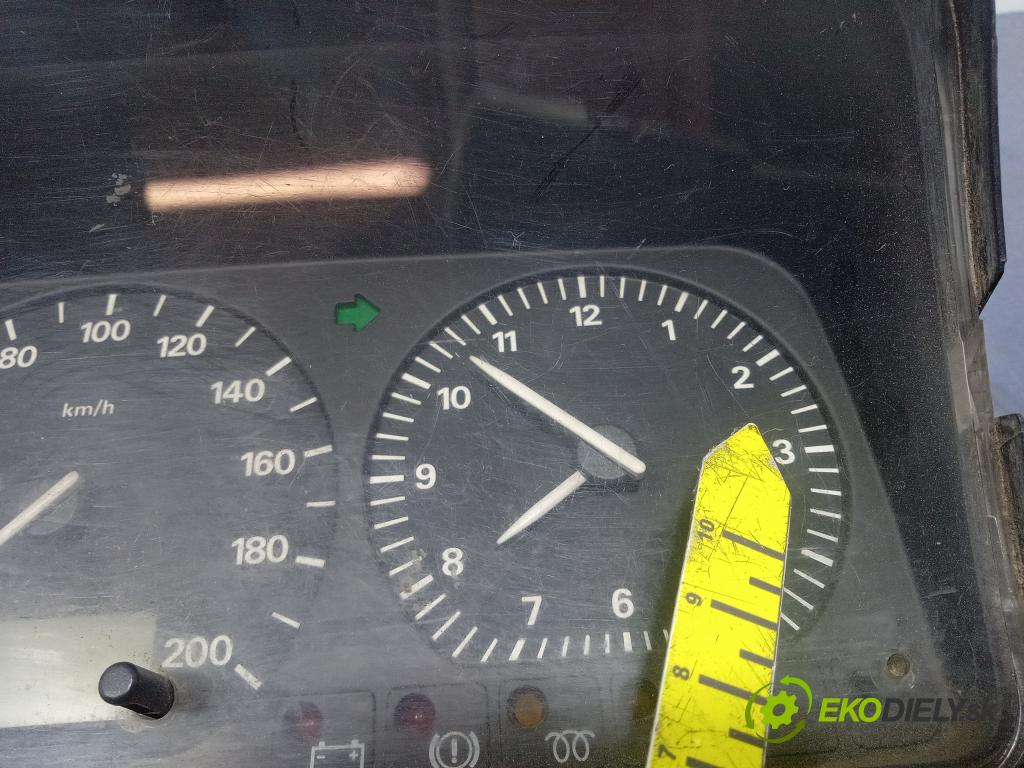 Vw Transporter 1997 prístrojovka/ budíky 7D0919850L
