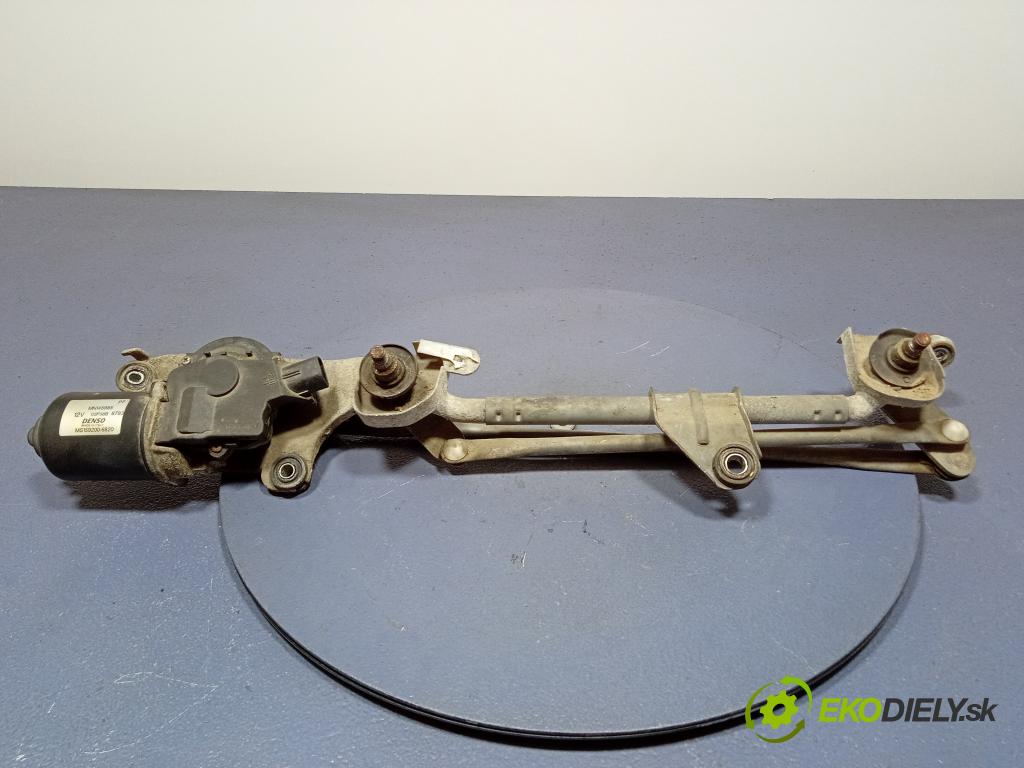Mitsubishi Colt 2004 mechanismus motorek Stěrače: před MN145985