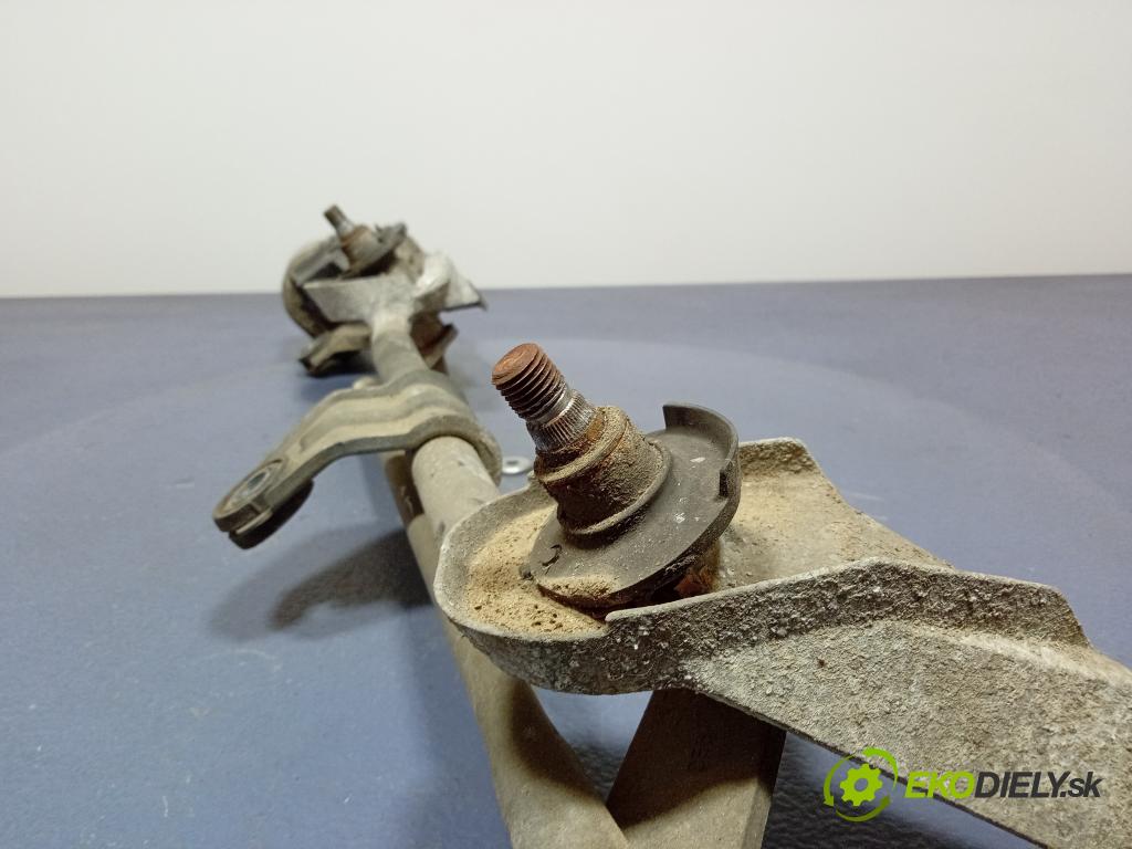 Mitsubishi Colt 2004 mechanismus motorek Stěrače: před MN145985