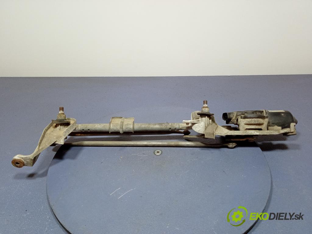 Mitsubishi Colt 2004 mechanismus motorek Stěrače: před MN145985