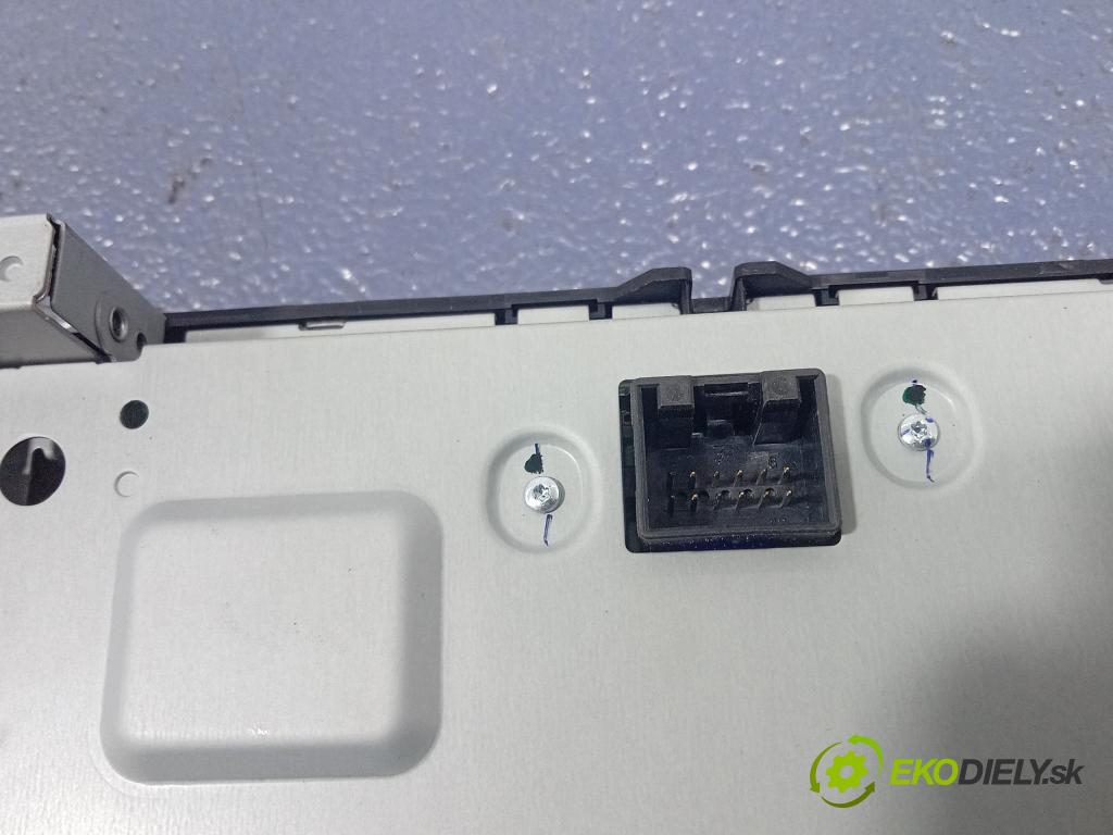 Vw Passat 2016 Radio I Navigácia: 3G0919605D