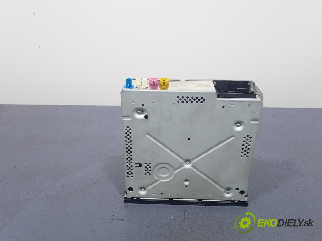 Vw Passat 2016 Radio I Navigace: 3Q0035846