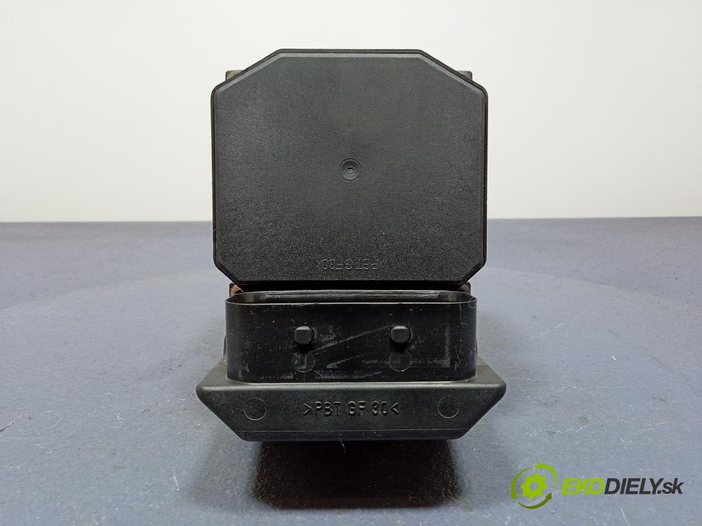 Bmw Seria 5 2001 čerpadlo ABS x 6758969