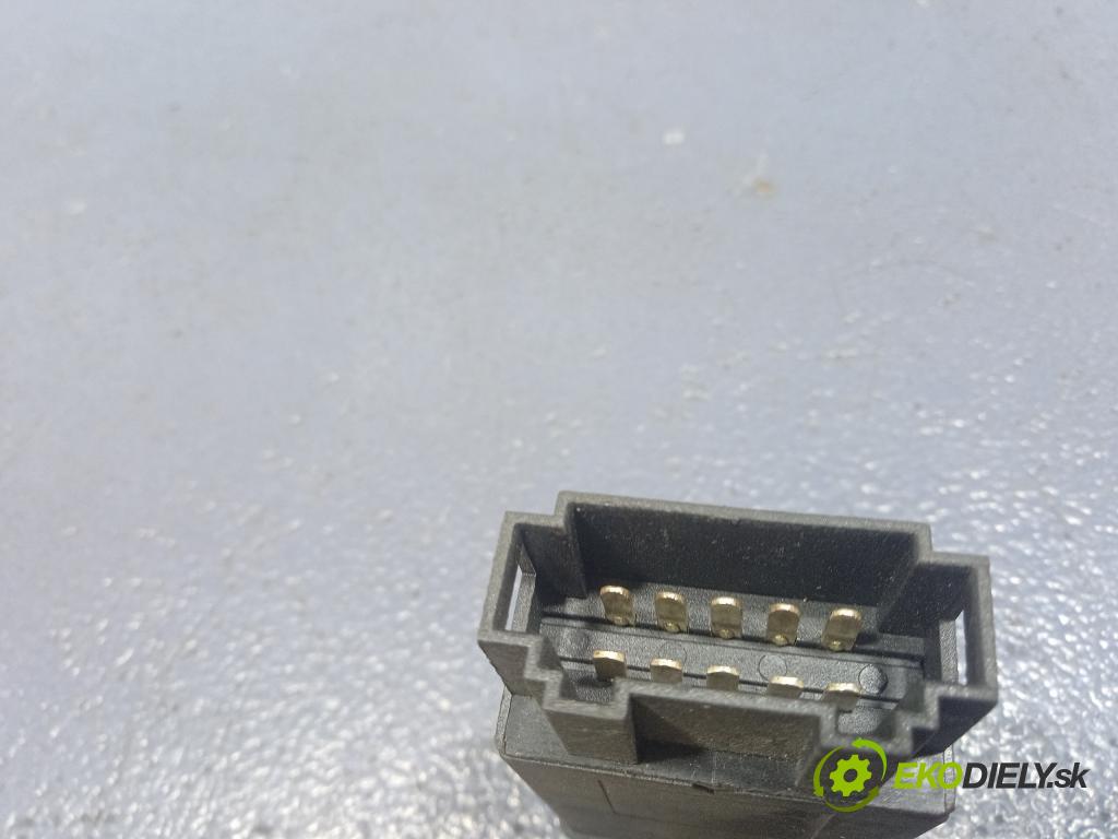Audi A3 1999 Přepínač Světel: Nouzový 51874537