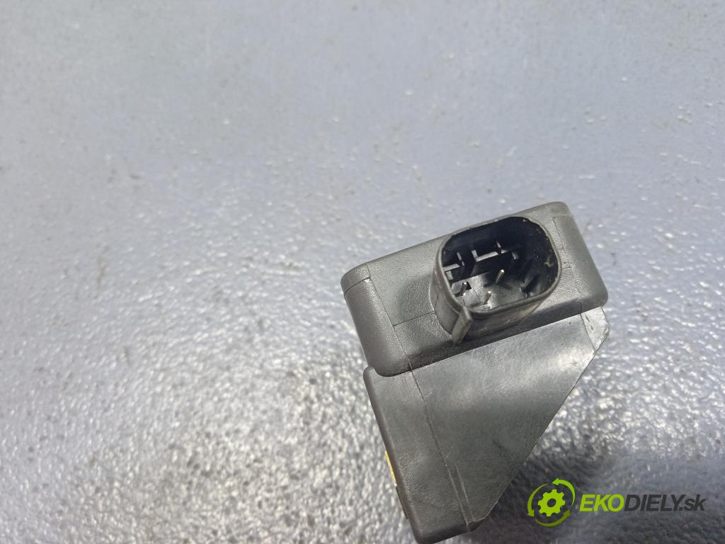 Audi A3 1999 snímač ESP. 1J0907657A
