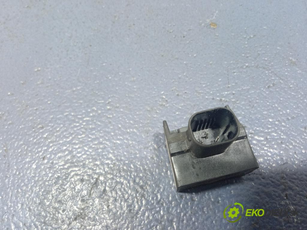 Audi A3 1999 snímač ESP. 1J0907651A