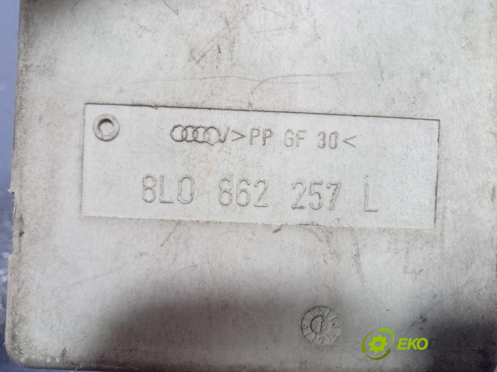 Audi A3 1999 pompa Centrálny: Zámok: 8L0862257L