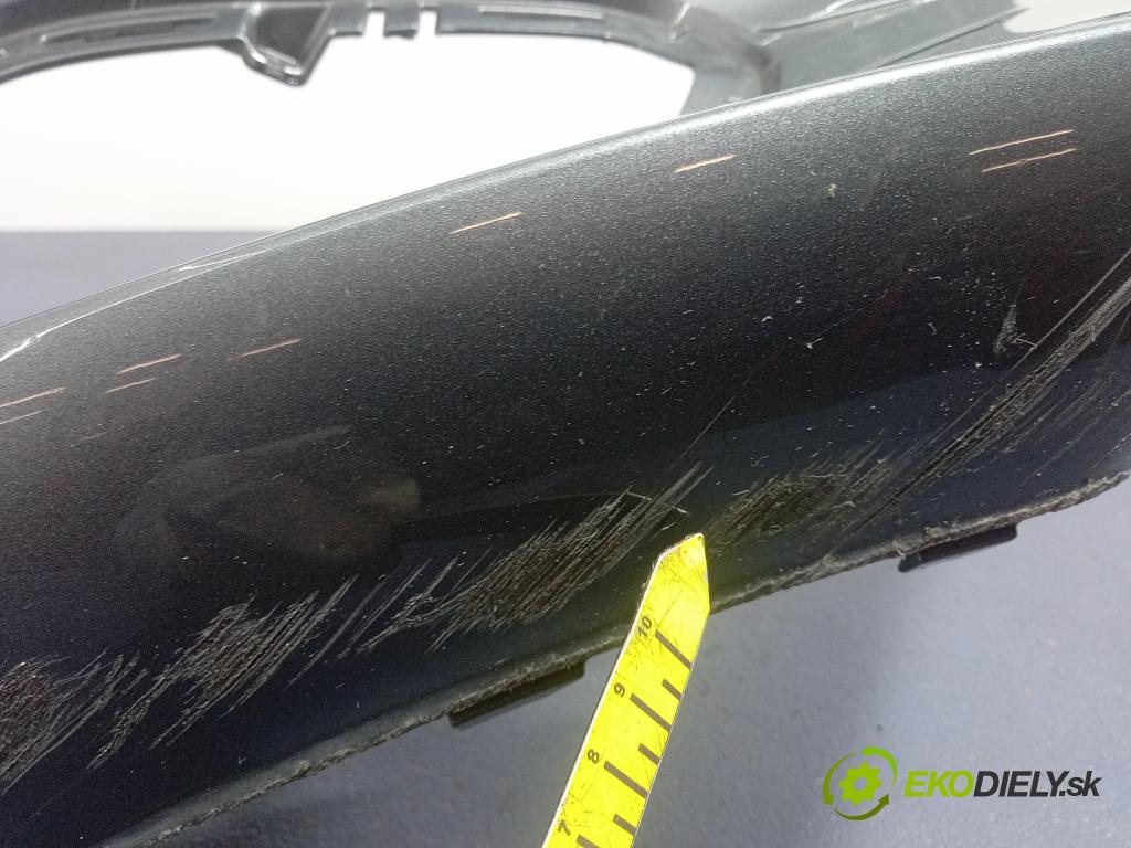 Mercedes E-klasa 0 nárazník před A2138852600