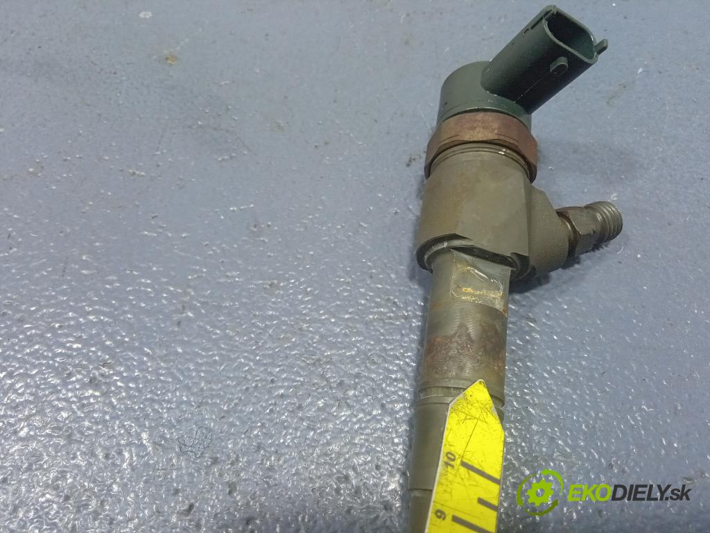 Opel Insignia 0 vstrek 0445110327