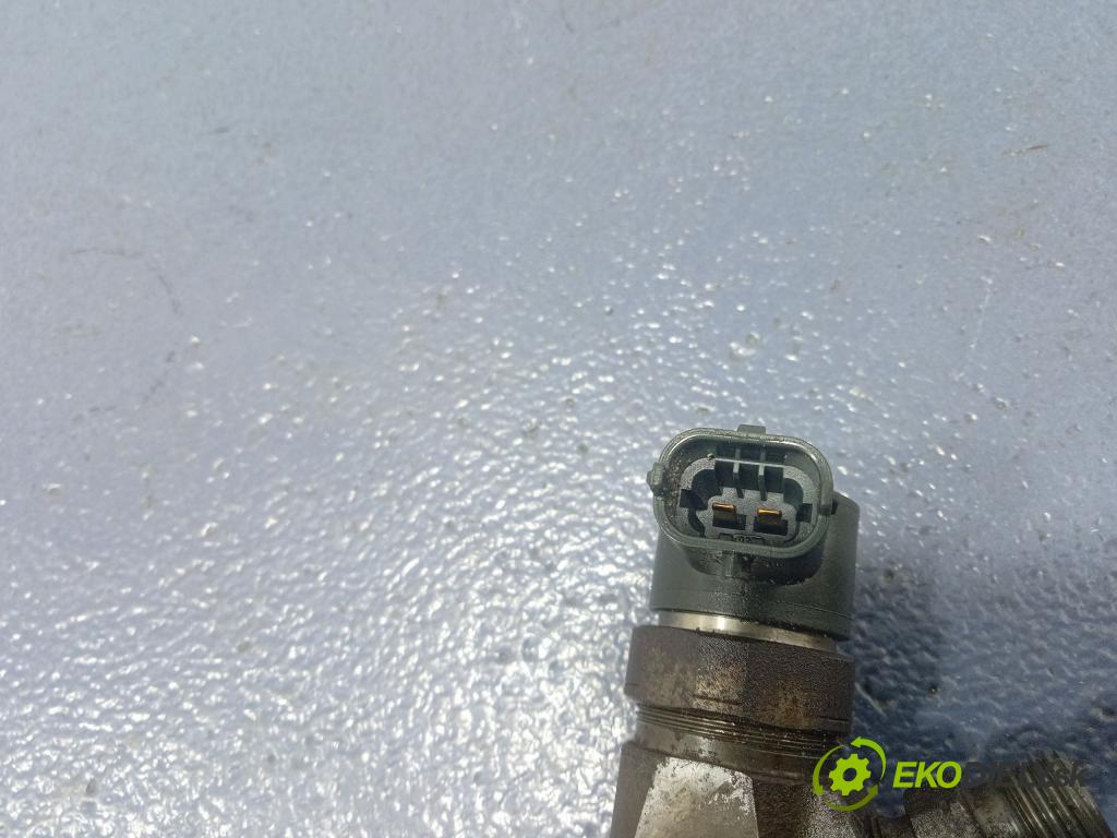 Opel Insignia 0 vstrek 0445110327