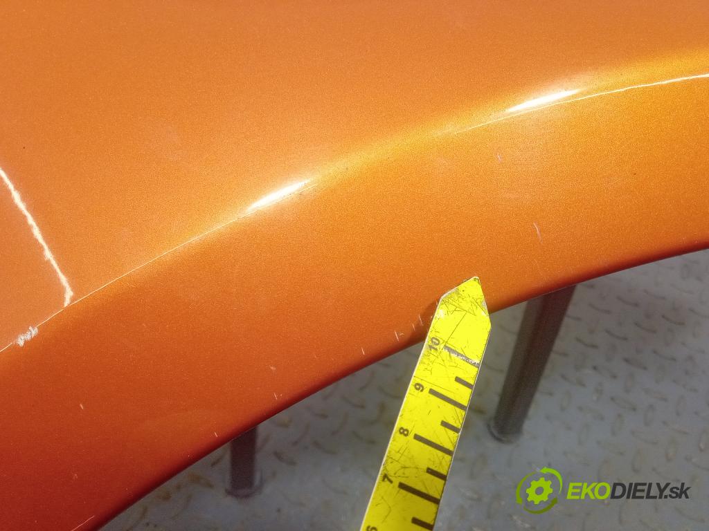 Mazda 2 2004 blatnik před v pravo: 01