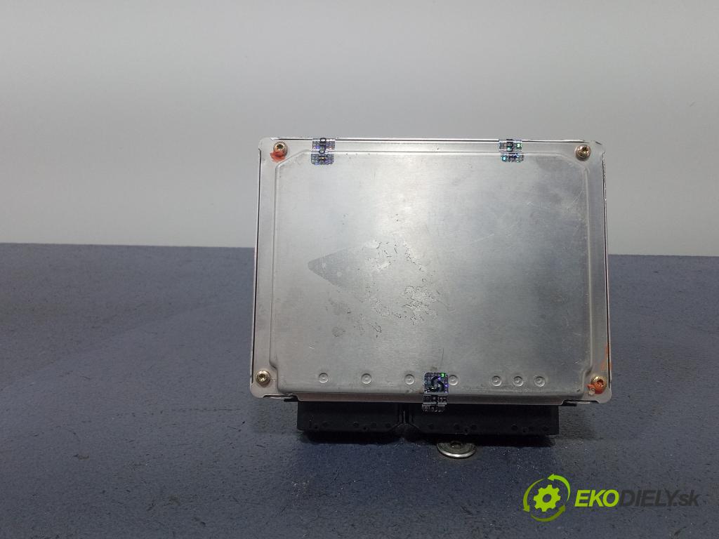 Audi A6 1999 riadiaca jednotka Motor: 0261206122