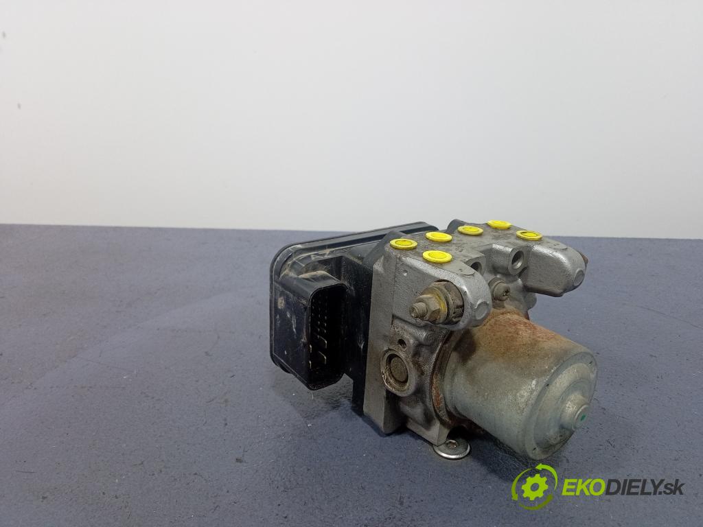 Honda Civic  ima 2004 čerpadlo ABS x AZ4B10-0354
