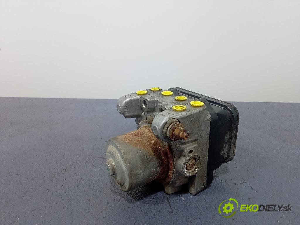 Honda Civic  ima 2004 čerpadlo ABS x AZ4B10-0354