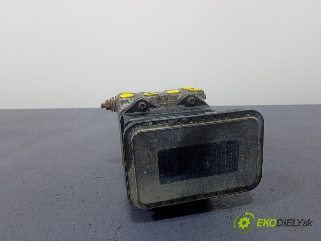 Honda Civic  ima 2004 čerpadlo ABS x AZ4B10-0354
