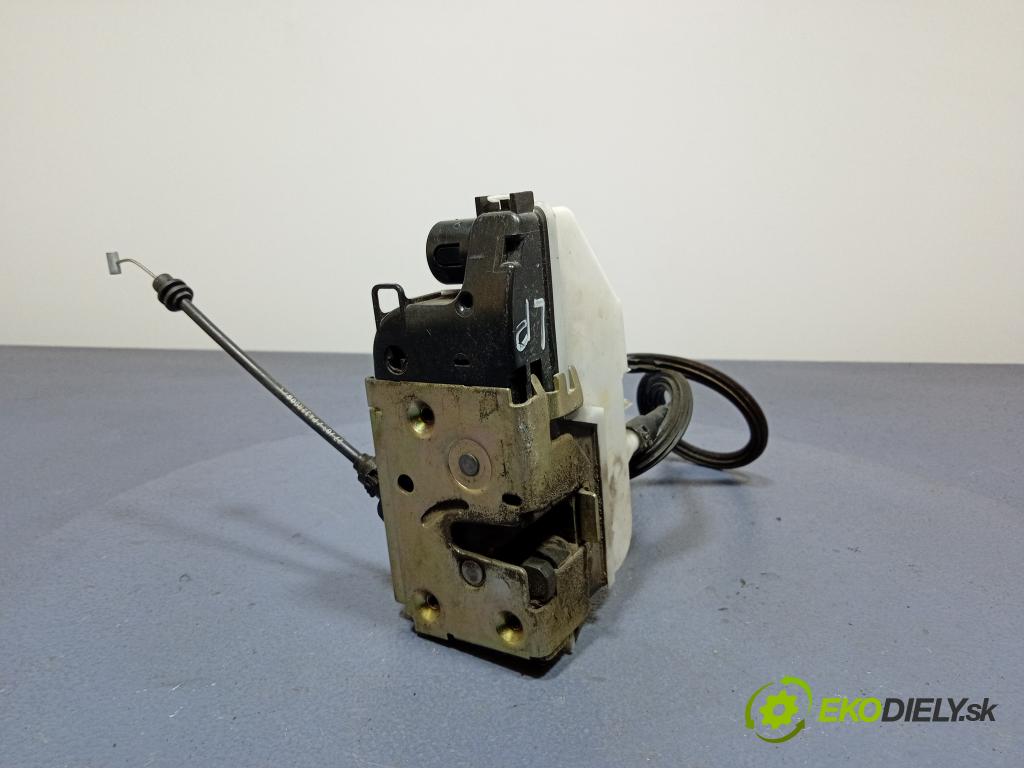 Citroen C3 pluriel 2003 zámek dveře před Levý: 46978780