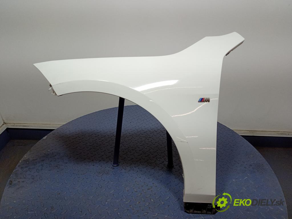 Bmw M1 2022 blatnik před Levý: 01