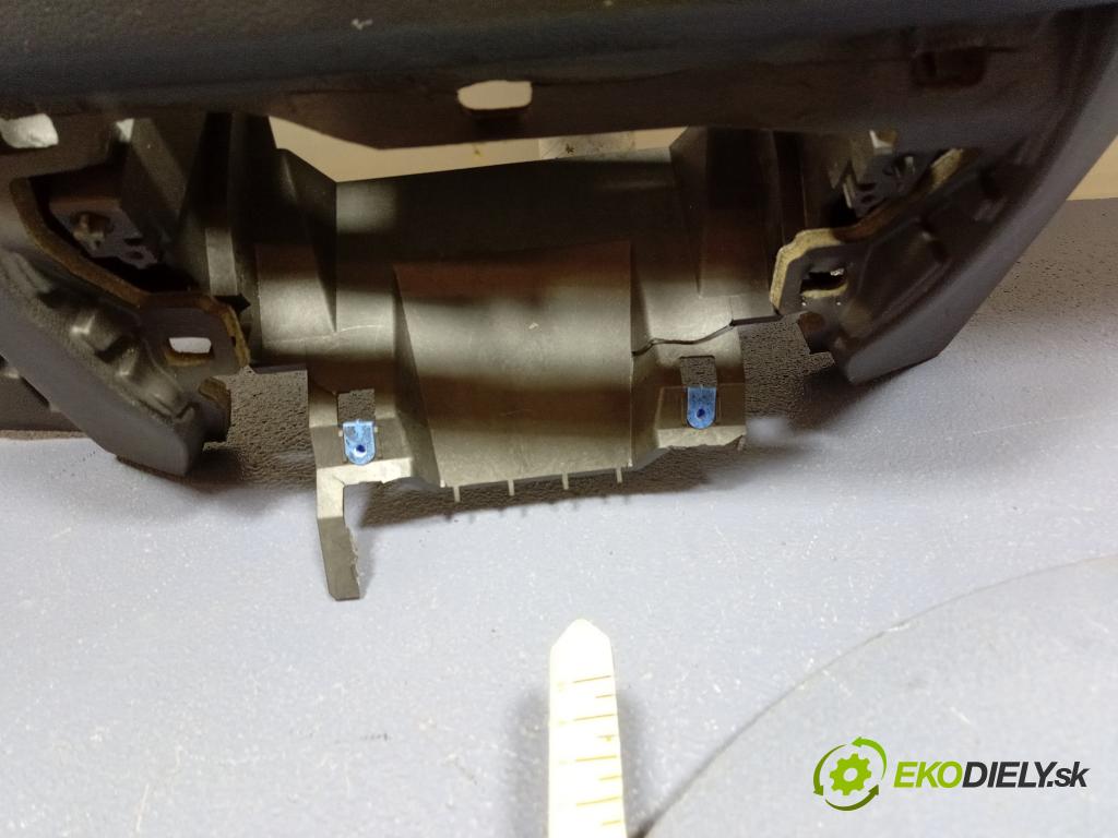 Bmw M1 2022 kokpit,pristrojová doska 6834295