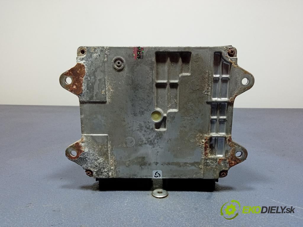 Mitsubishi Colt 2005 riadiaca jednotka Motor: A1351505979