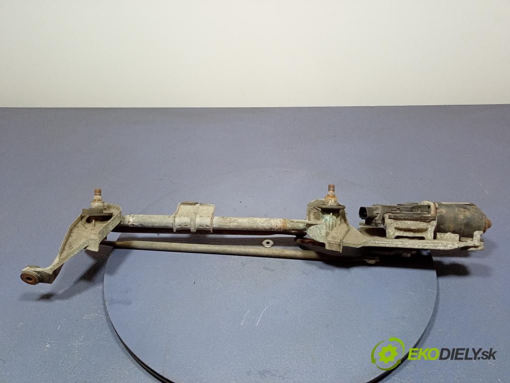 Mitsubishi Colt 2005 mechanismus motorek Stěrače: před MN145985