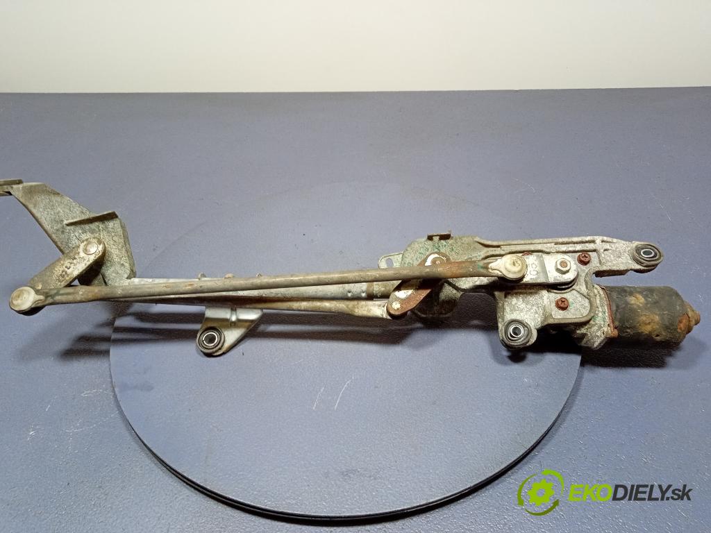 Mitsubishi Colt 2005 mechanismus motorek Stěrače: před MN145985