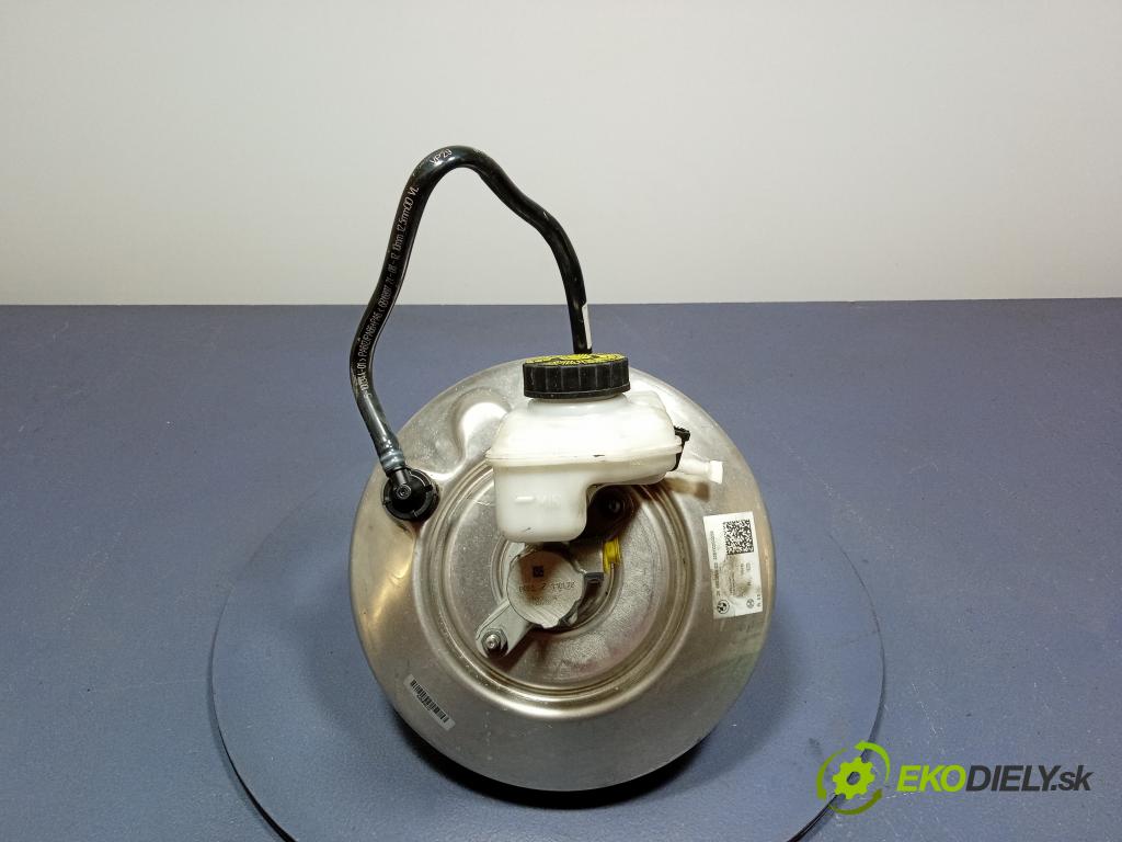 Bmw M1 2022 servo Brzdní: 6883890