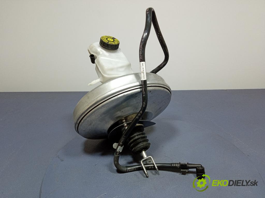 Bmw M1 2022 servo Brzdní: 6883890