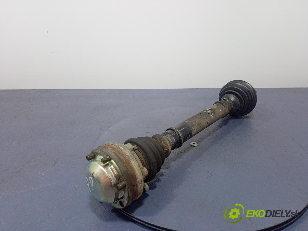 Audi A3 1999 poloos Prava: Predné 01