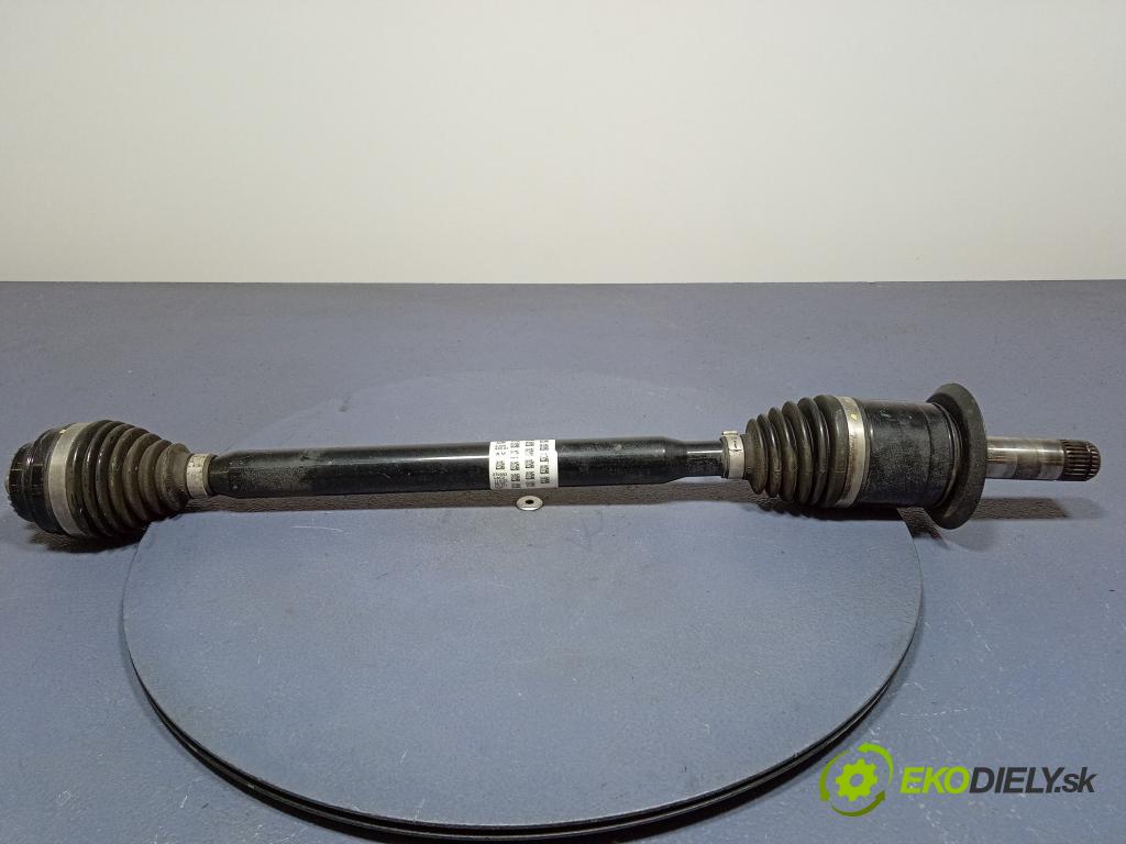 Bmw M1 2022 poloos Prava: zad 8679838