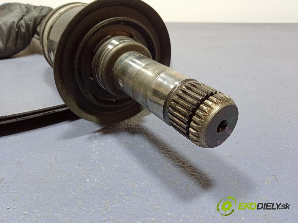 Bmw M1 2022 poloos Prava: zad 8679838