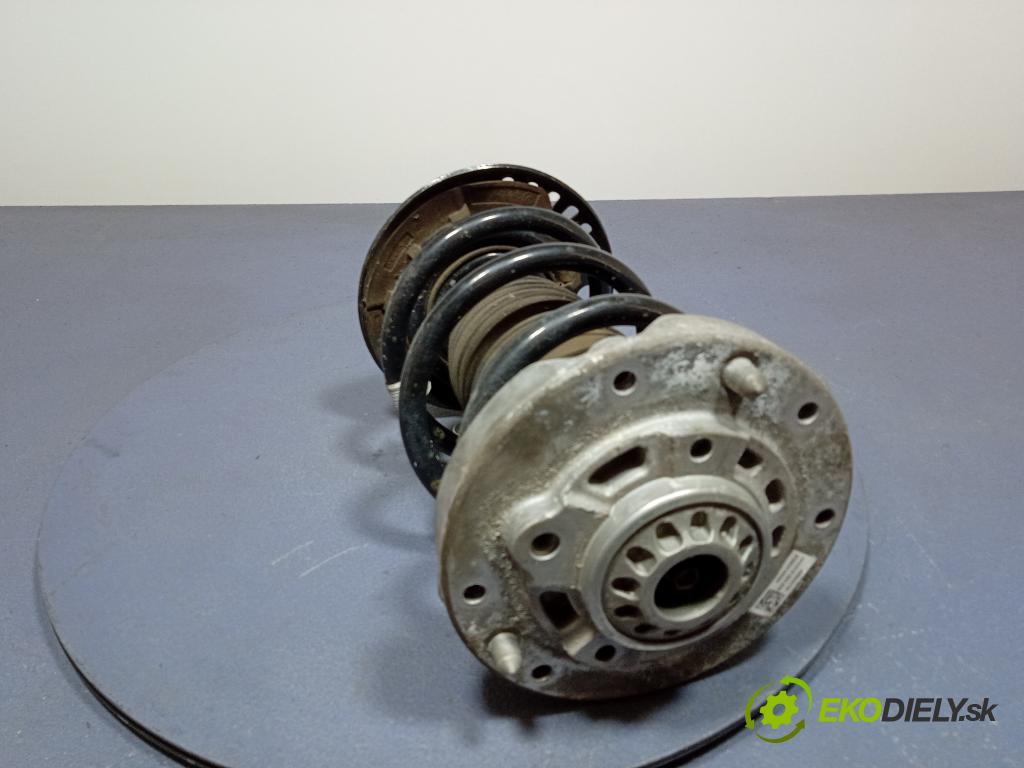Bmw M1 2022 tlmič Predné Vľavo.: 6882619