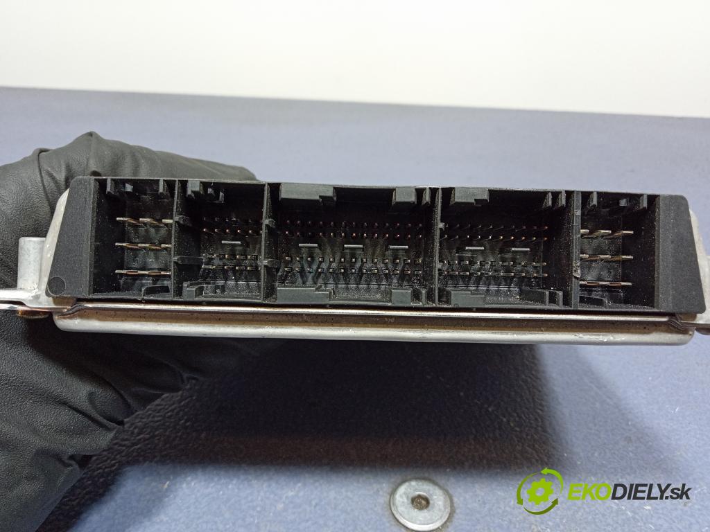 Mercedes-benz C 320 2001 riadiaca jednotka Motor: A0305455832