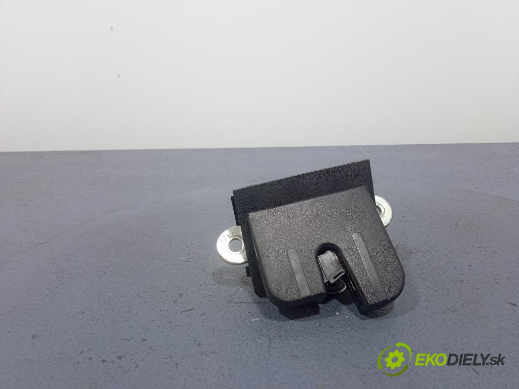 Seat Leon 2006 zámek Klapky: kufr 1P0827505A