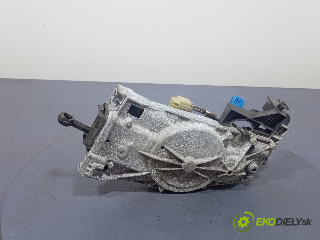 Mercedes GLC-Klasa 2019 zámek Klapky: kufr 0390204178