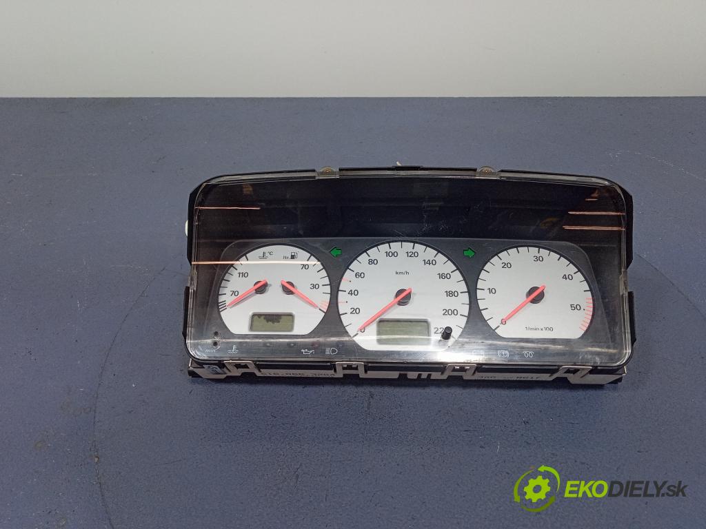 Volkswagen Passat 1996 prístrojovka/ budíky 3A0919861F