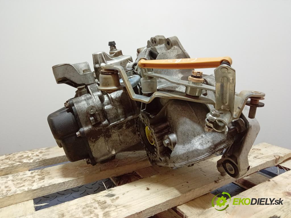 Opel Corsa 1.3 cdti 2008 prevodovka Manualna F17